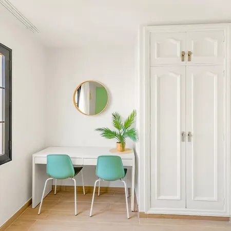 Luxury House With 3 Bedrooms And Ocean And Mountain Views Appartamento *