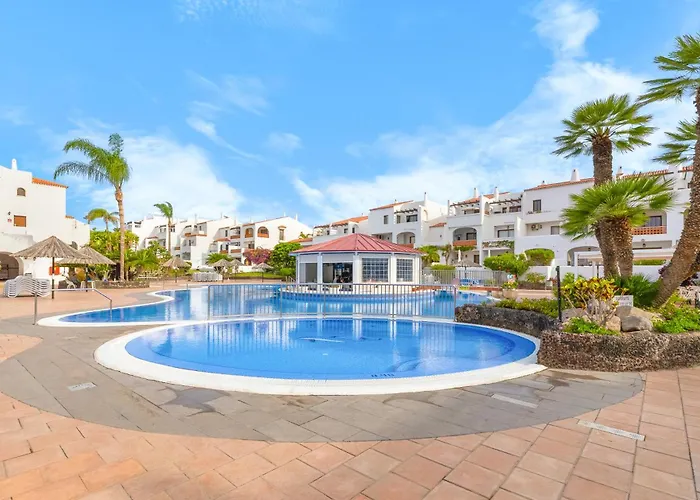 Luxury House With 3 Bedrooms And Ocean And Mountain Views