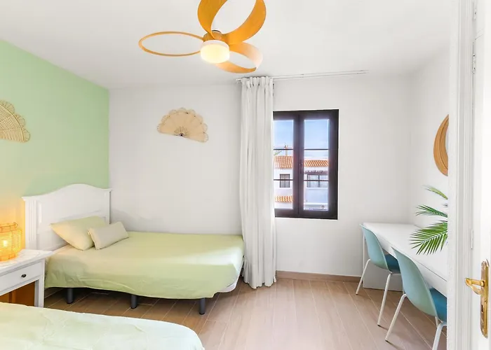 Luxury House With 3 Bedrooms And Ocean And Mountain Views アパート