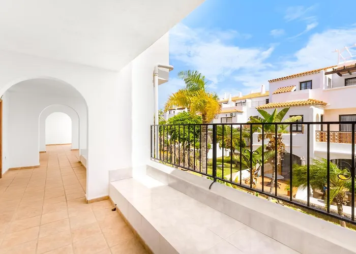 Luxury House With 3 Bedrooms And Ocean And Mountain Views *